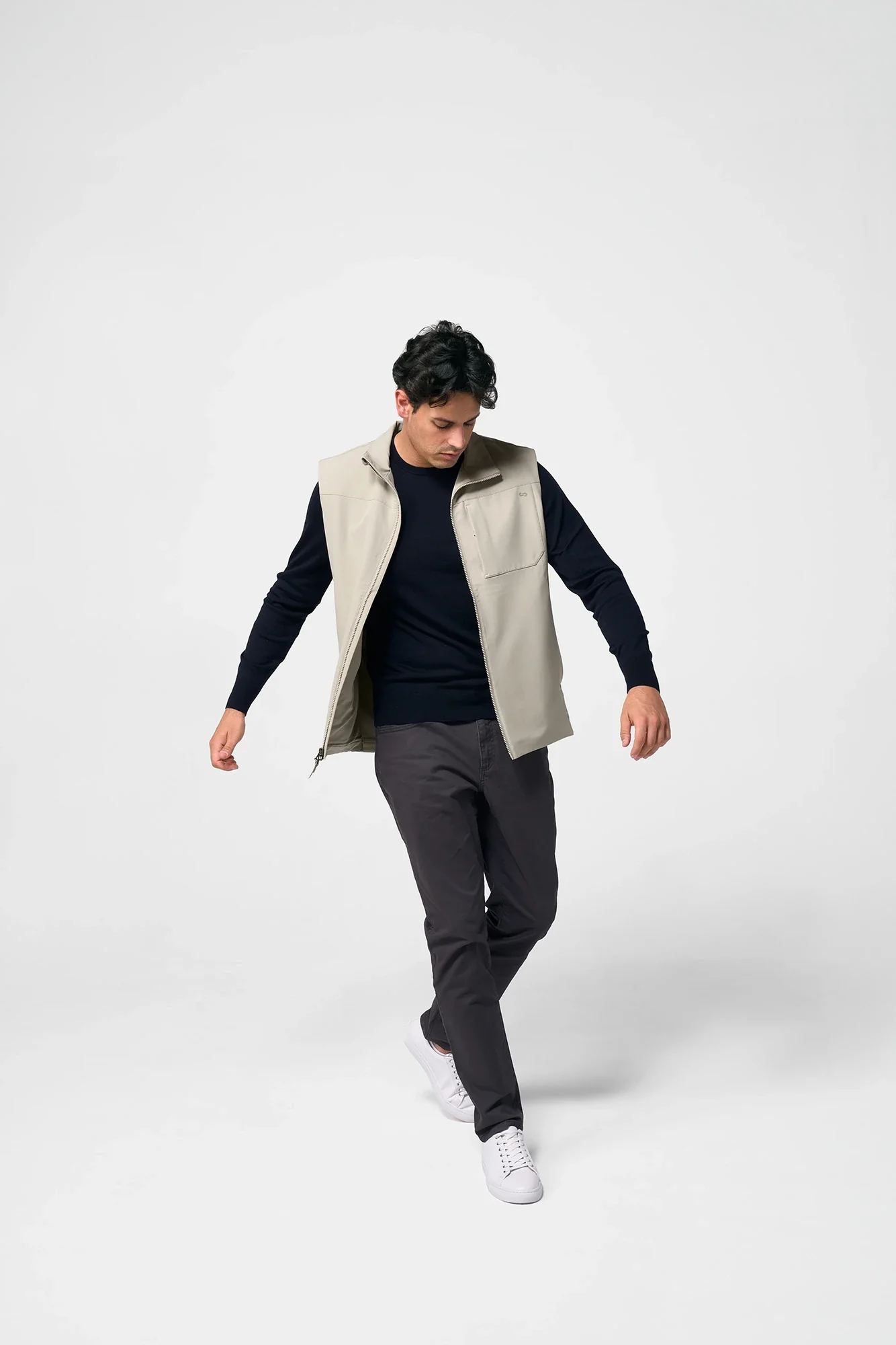 Itinerant Vest - Image 8
