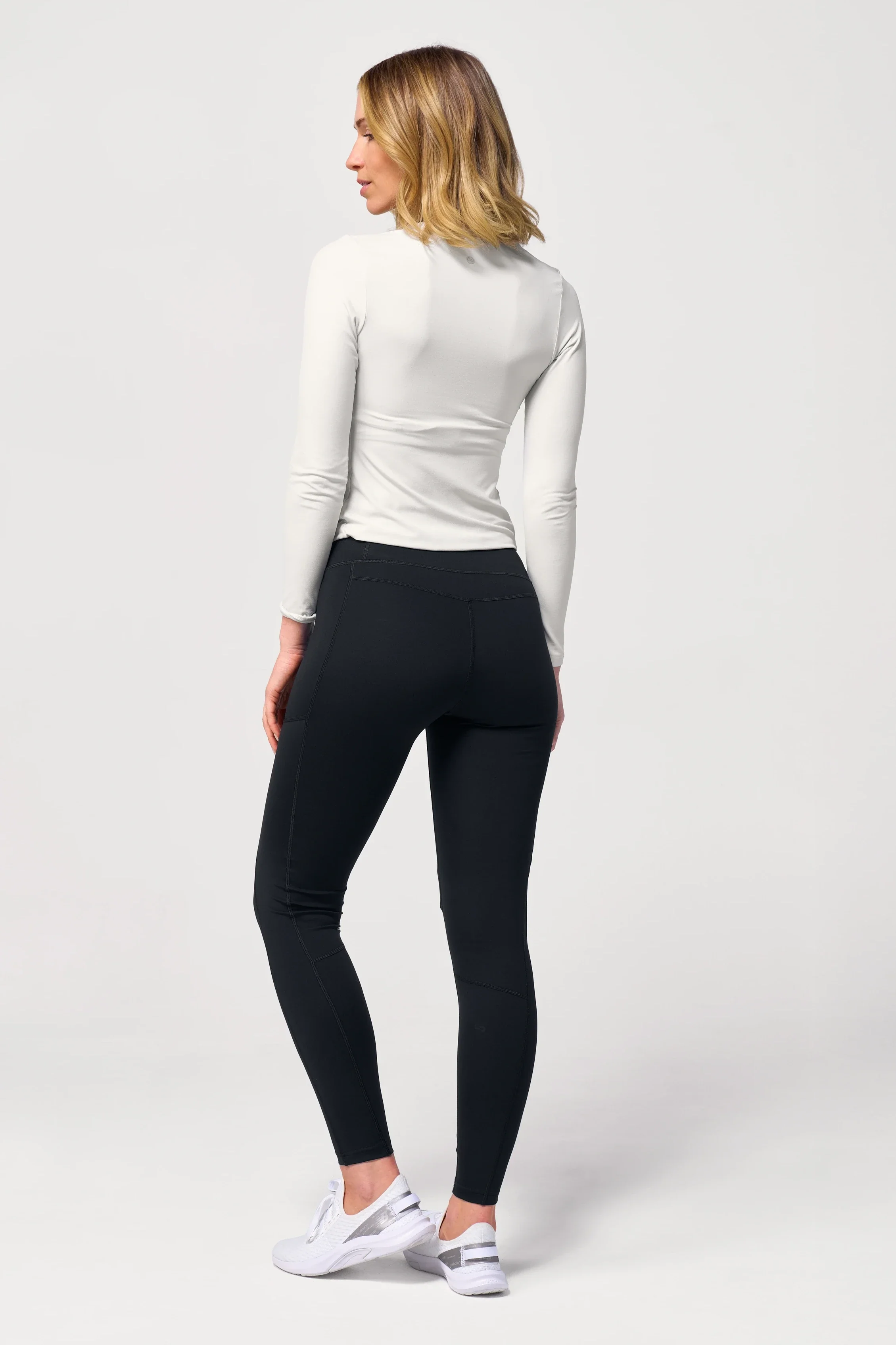 DELTA TIGHT - Image 5