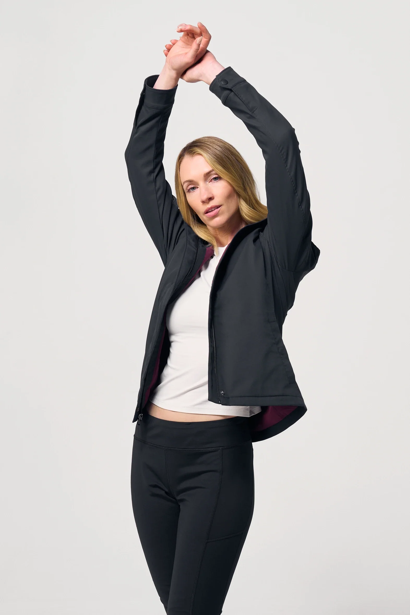 Voyager Jacket - Image 4